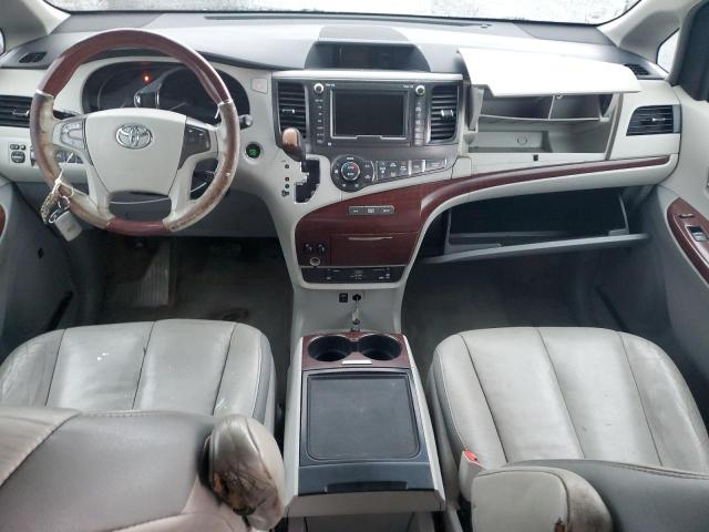 5TDDK3DC1DS069185 - 2013 TOYOTA SIENNA XLE Сірий фото 8