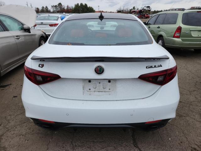 ZARFANBN1M7643814 - 2021 ALFA ROMEO GIULIA TI Biały zdjęcie 6