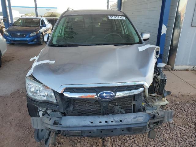 JF2SJAEC7HH569344 - 2017 SUBARU FORESTER 2.5I PREMIUM 银色 照片 5