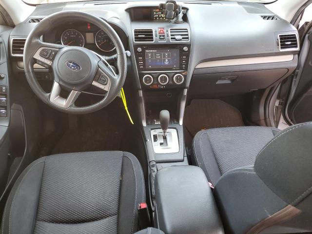 JF2SJAEC7HH569344 - 2017 SUBARU FORESTER 2.5I PREMIUM 银色 照片 8