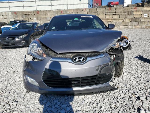 KMHTC6AD7HU318075 - 2017 HYUNDAI VELOSTER GRAY photo 5