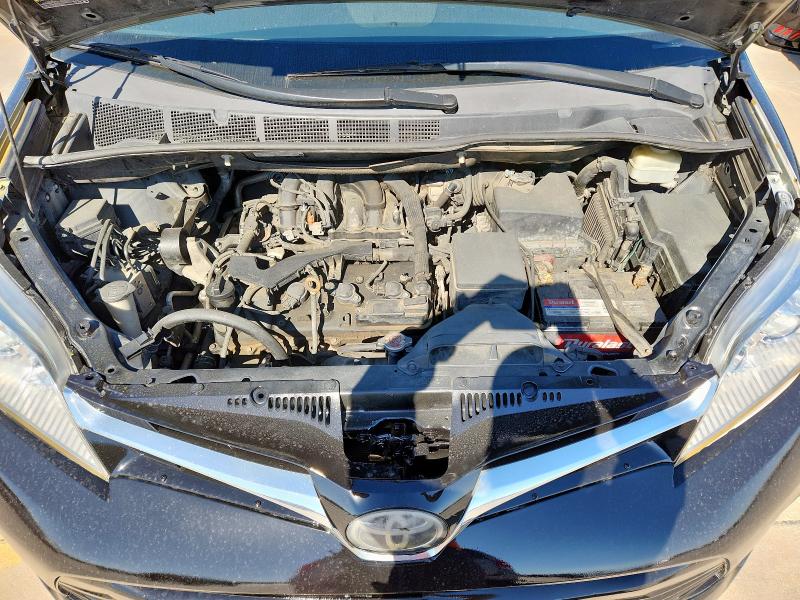 5TDKZ3DC5JS903098 - 2018 TOYOTA SIENNA LE 黑色 照片 12