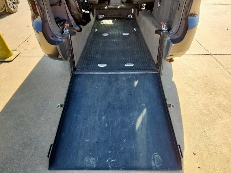 5TDKZ3DC5JS903098 - 2018 TOYOTA SIENNA LE 黑色 照片 13