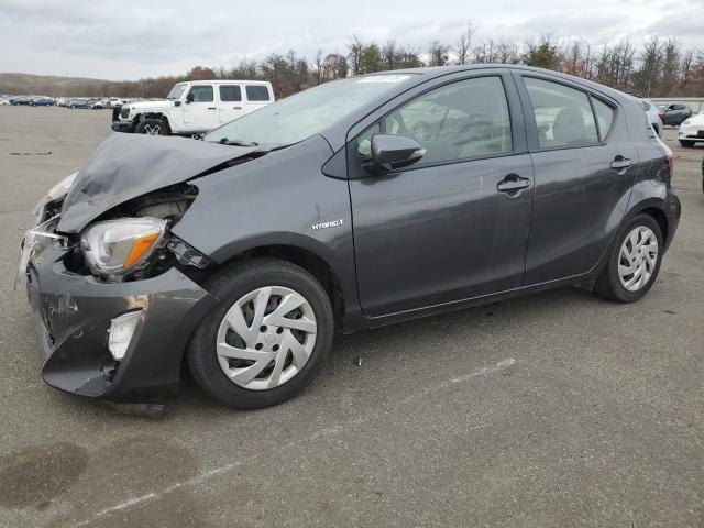 2015 TOYOTA PRIUS C, 