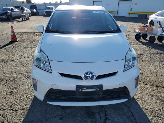 JTDKN3DU8F0462582 - 2015 TOYOTA PRIUS WHITE photo 5