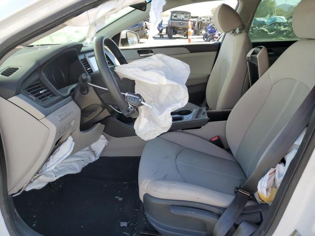 5NPE24AF6JH673096 - 2018 HYUNDAI SONATA SE Ақ фото 7