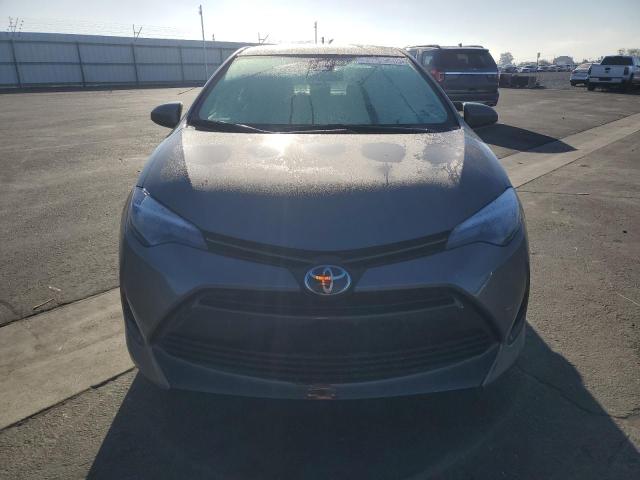 2T1BURHE5KC231714 - 2019 TOYOTA COROLLA L GRAY photo 5