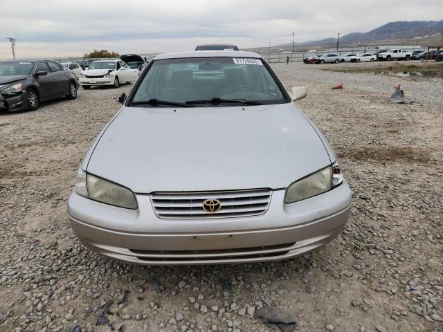 4T1BG22K9VU017809 - 1997 TOYOTA CAMRY CE SILVER photo 5
