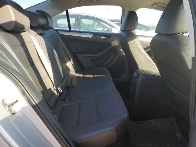 3VWLL7AJXCM325256 - 2012 VOLKSWAGEN JETTA TDI SILVER photo 10