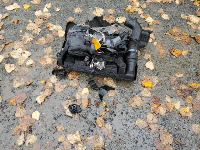 WVWAB7AJ7CW230912 - 2012 VOLKSWAGEN GOLF GRAY photo 13