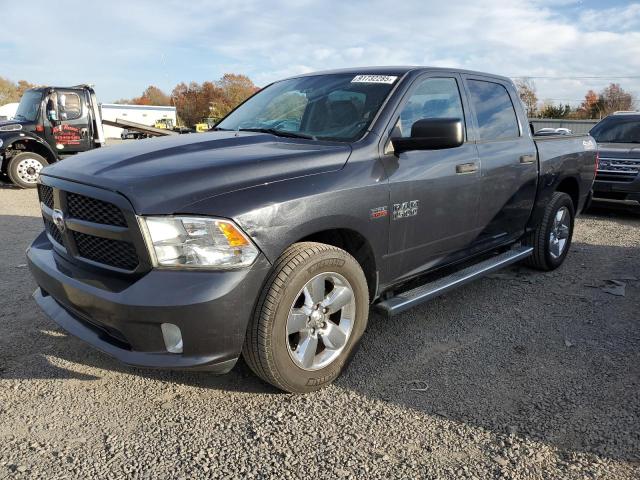 2015 RAM 1500 ST, 