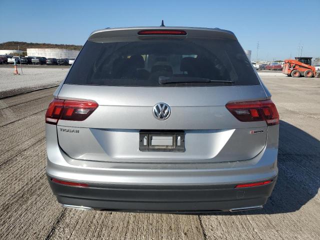 3VV0B7AX0LM160400 - 2020 VOLKSWAGEN TIGUAN S SILVER photo 6