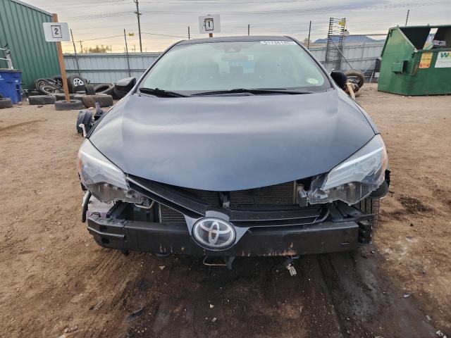 2T1BURHE1JC106997 - 2018 TOYOTA COROLLA L Blau Foto 5