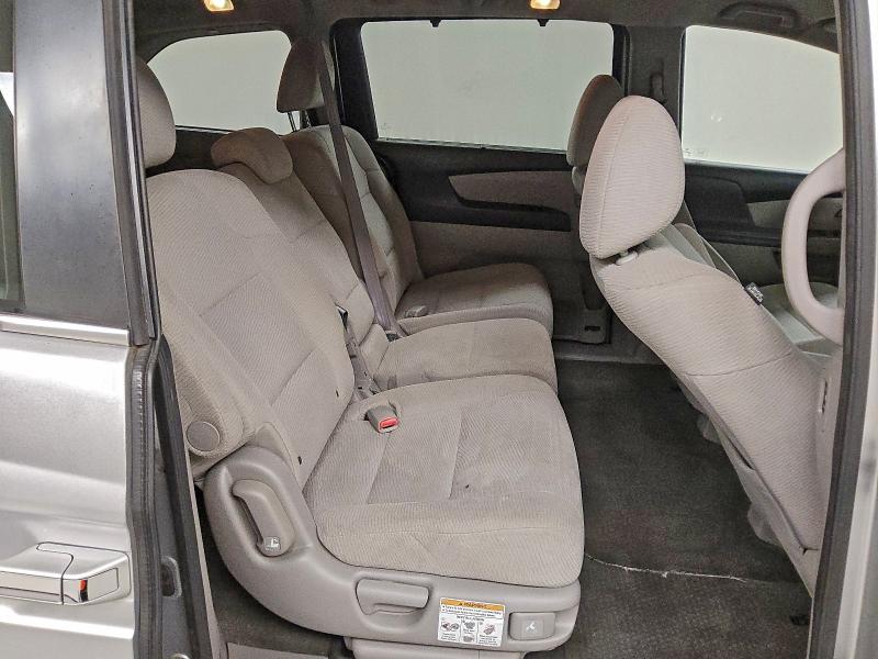 5FNRL5H40CB081154 - 2012 HONDA ODYSSEY EX SILVER photo 11