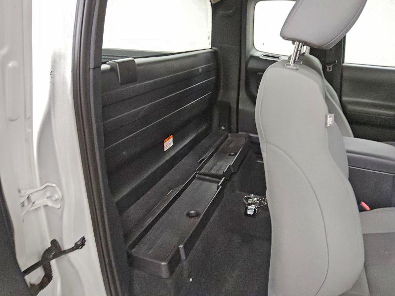 5TFRX5GN3HX085288 - 2017 TOYOTA TACOMA ACCESS CAB Blanc photo 10