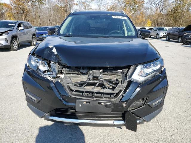 5N1AT2MV4KC723988 - 2019 NISSAN ROGUE S შავი ფოტო 5