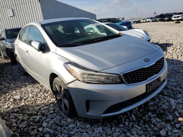 3KPFL4A79JE268428 - 2018 KIA FORTE LX 银色 照片 4