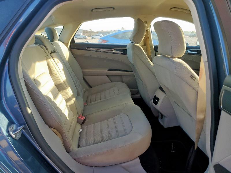 3FA6P0HD1JR154222 - 2018 FORD FUSION SE BLUE photo 10