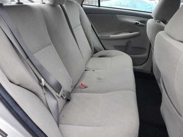 1NXBU4EEXAZ318836 - 2010 TOYOTA COROLLA BASE 银色 照片 10