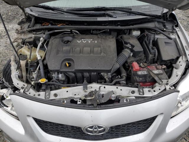 1NXBU4EEXAZ318836 - 2010 TOYOTA COROLLA BASE 银色 照片 11