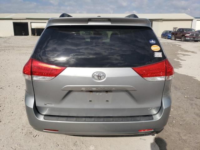 5TDYK3DC1CS238136 - 2012 TOYOTA SIENNA XLE SILVER photo 6