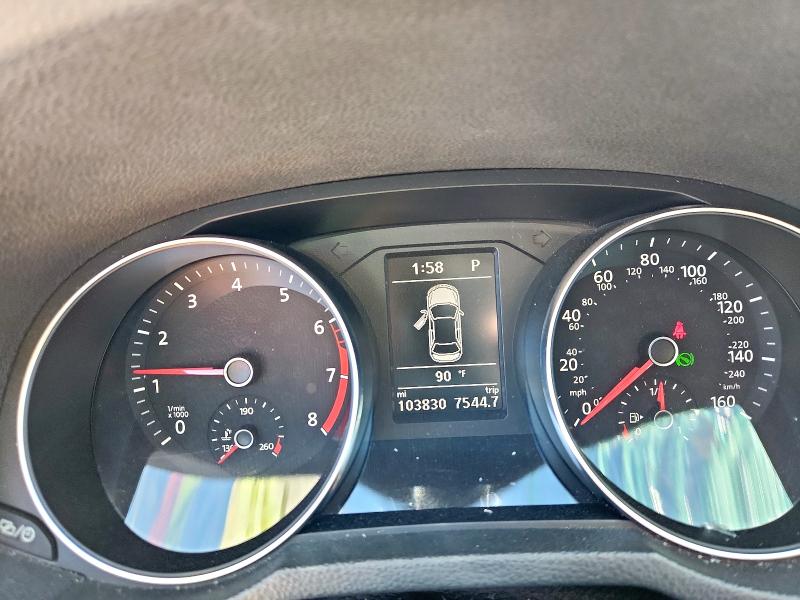 1VWAT7A34HC010776 - 2017 VOLKSWAGEN PASSAT S 银色 照片 9