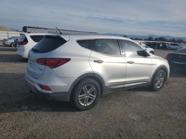 5XYZTDLB4JG551529 - 2018 HYUNDAI SANTA FE S SILVER photo 3