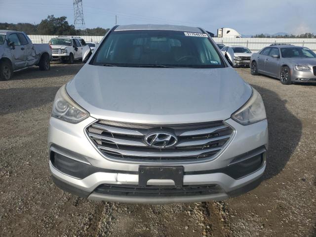 5XYZTDLB4JG551529 - 2018 HYUNDAI SANTA FE S SILVER photo 5