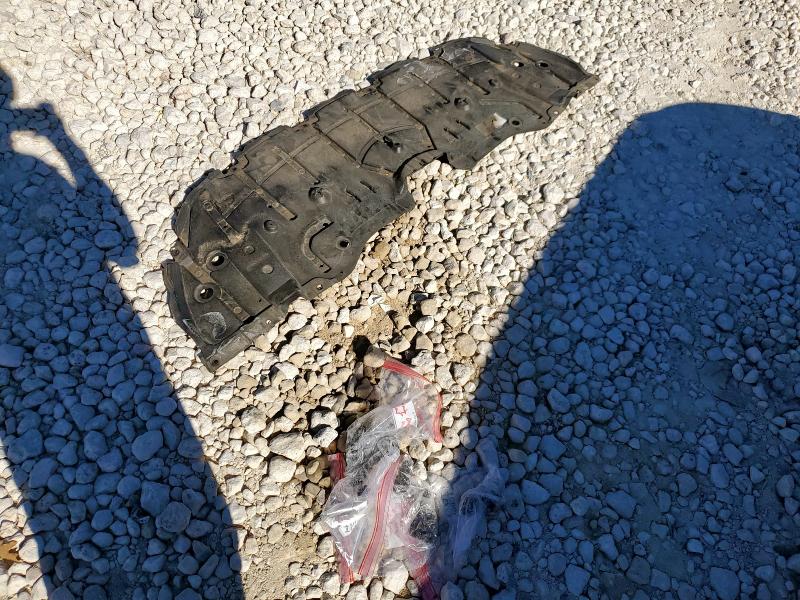 4T1B11HK7JU561772 - 2018 TOYOTA CAMRY L GRAY photo 12