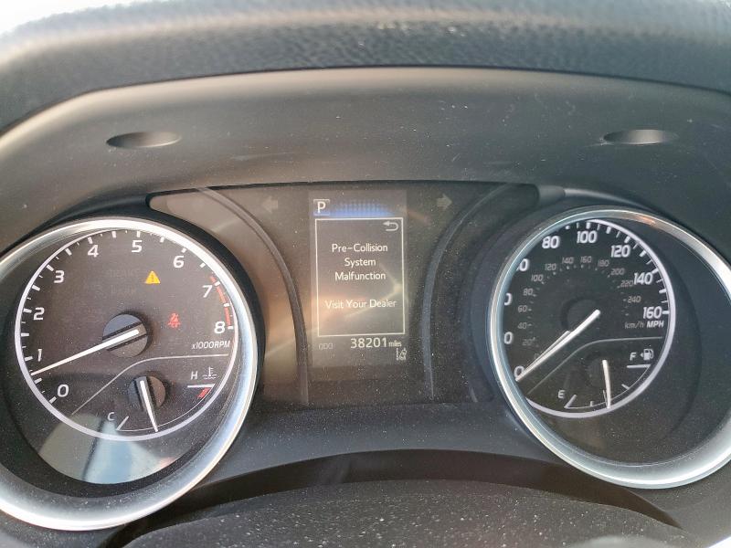 4T1B11HK7JU561772 - 2018 TOYOTA CAMRY L GRAY photo 9