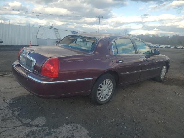 1LNHM81W04Y662172 - 2004 LINCOLN TOWN CAR EXECUTIVE RED photo 3
