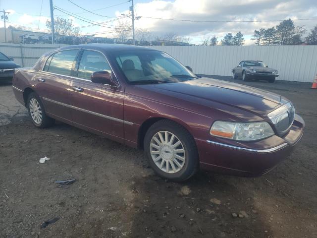 1LNHM81W04Y662172 - 2004 LINCOLN TOWN CAR EXECUTIVE RED photo 4