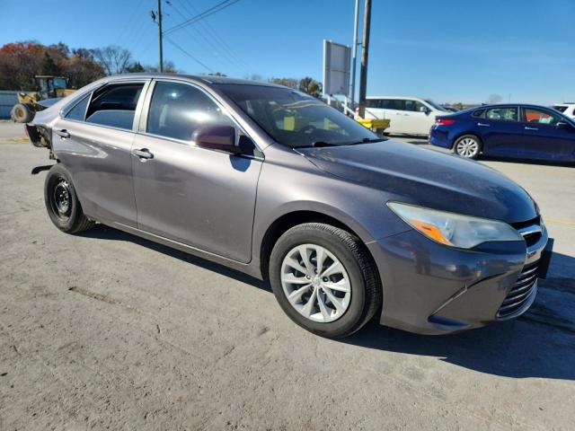 4T1BF1FK7HU279615 - 2017 TOYOTA CAMRY LE Grau Foto 4