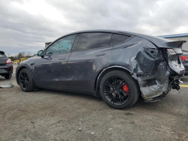 7SAYGDEF4NF464522 - 2022 TESLA MODEL Y GRAY photo 2