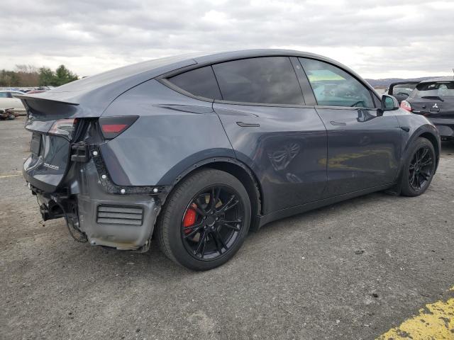 7SAYGDEF4NF464522 - 2022 TESLA MODEL Y GRAY photo 3