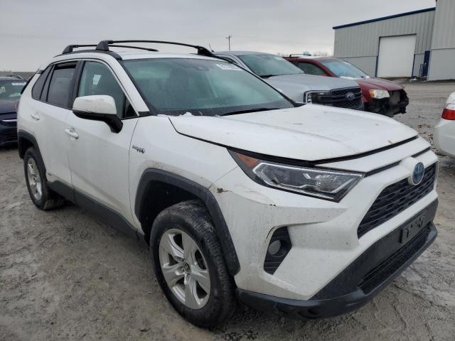 4T3RWRFV9MU043816 - 2021 TOYOTA RAV4 XLE Beyaz fotoğraf 4