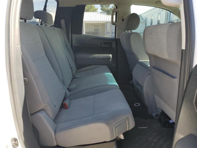 5TFRM5F19CX038203 - 2012 TOYOTA TUNDRA DOUBLE CAB SR5 WHITE photo 10