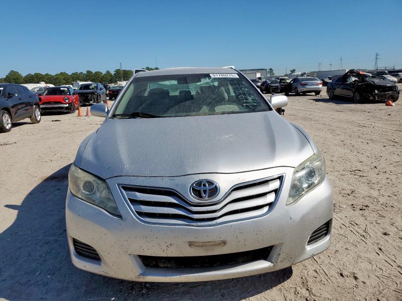 4T1BF3EK6BU752778 - 2011 TOYOTA CAMRY BASE Сріблястий фото 5