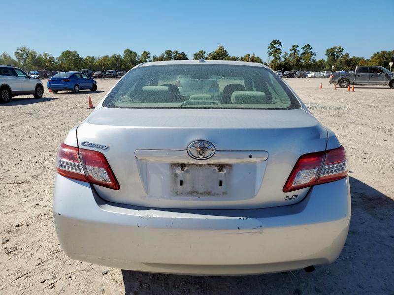 4T1BF3EK6BU752778 - 2011 TOYOTA CAMRY BASE Сріблястий фото 6