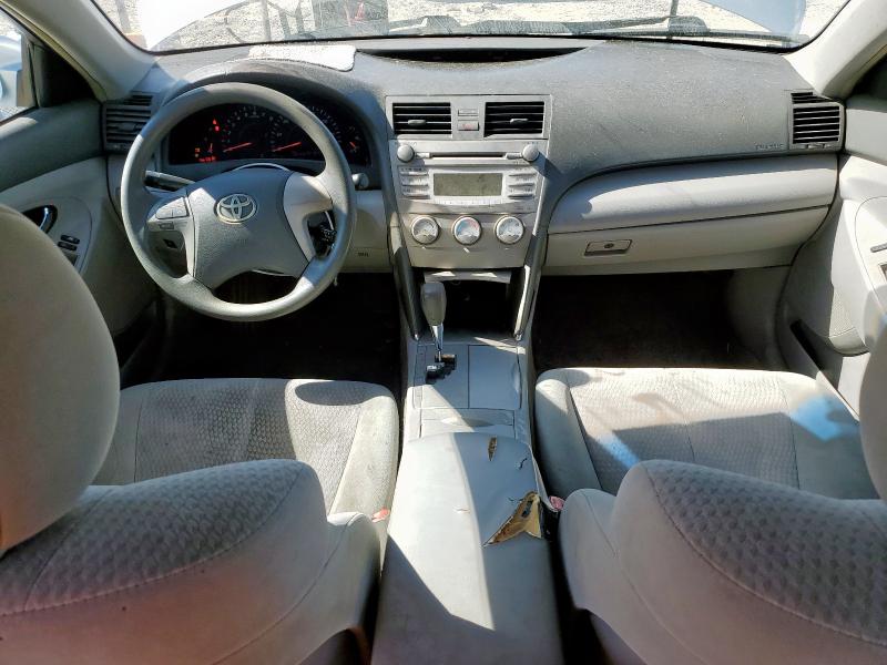 4T1BF3EK6BU752778 - 2011 TOYOTA CAMRY BASE Сріблястий фото 8