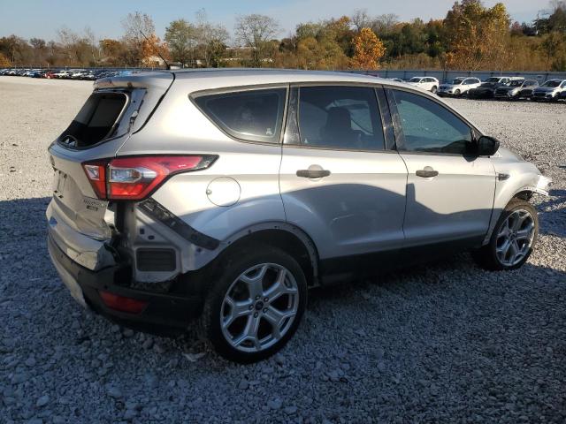 1FMCU0F70JUD60266 - 2018 FORD ESCAPE S Argent photo 3