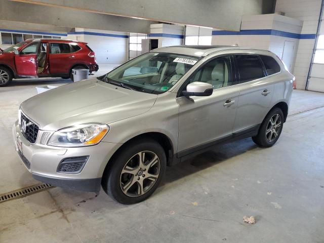 2011 VOLVO XC60 T6, 