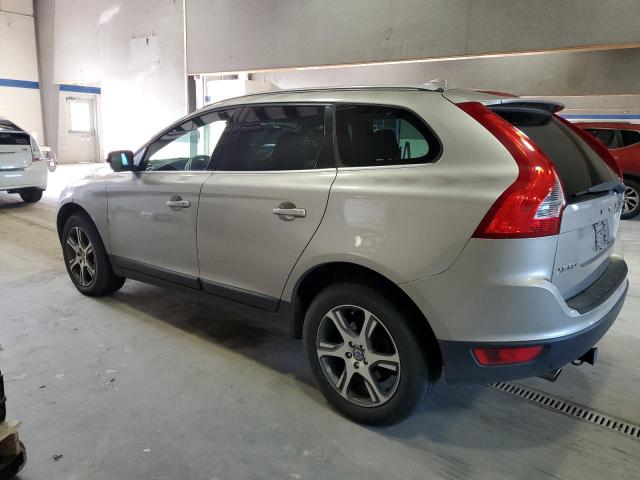 YV4902DZ5B2174193 - 2011 VOLVO XC60 T6 TAN photo 2