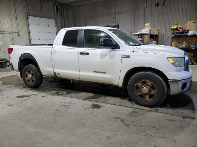 5TBBV54167S452870 - 2007 TOYOTA TUNDRA DOUBLE CAB SR5 WHITE photo 4