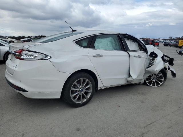 3FA6P0HD9HR177855 - 2017 FORD FUSION SE WHITE photo 3