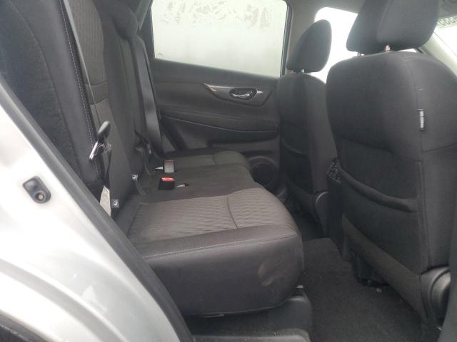 5N1AT2MVXKC786867 - 2019 NISSAN ROGUE S 银色 照片 11