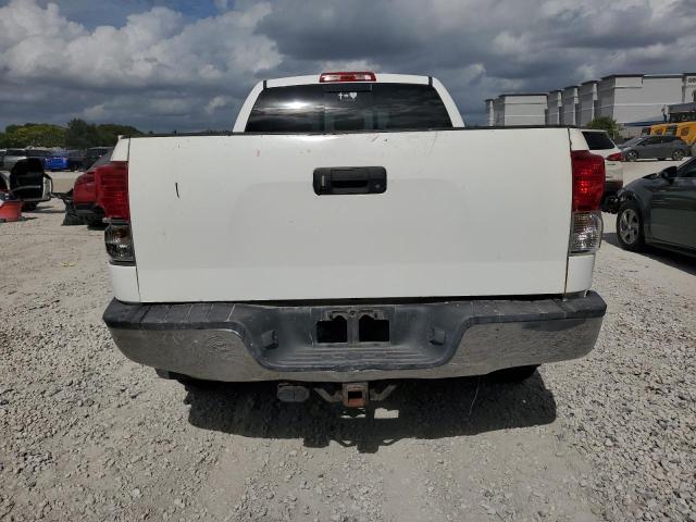 5TFRY5F14DX139879 - 2013 TOYOTA TUNDRA DOUBLE CAB SR5 WHITE photo 6