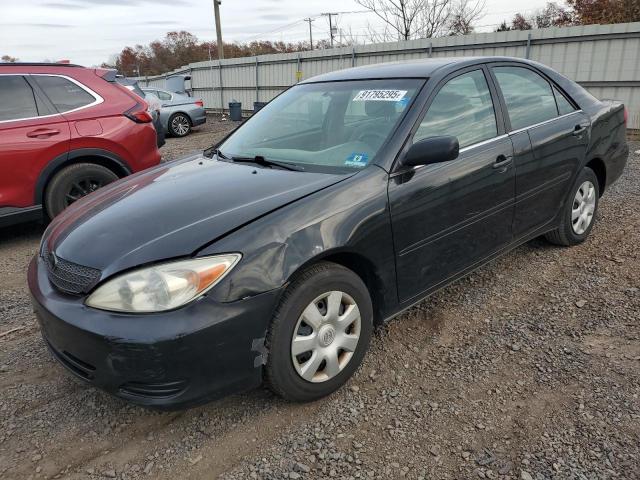 2002 TOYOTA CAMRY LE, 