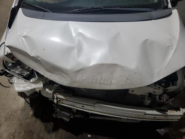 3HGGK5H86FM776382 - 2015 HONDA FIT EX WHITE photo 11