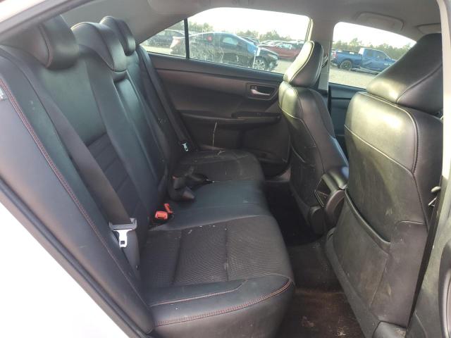 4T1BF1FK6HU756082 - 2017 TOYOTA CAMRY LE WHITE photo 10